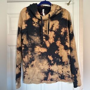Lululemon woman’s tie dye hoodie
